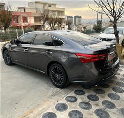 تويوتا أفالون